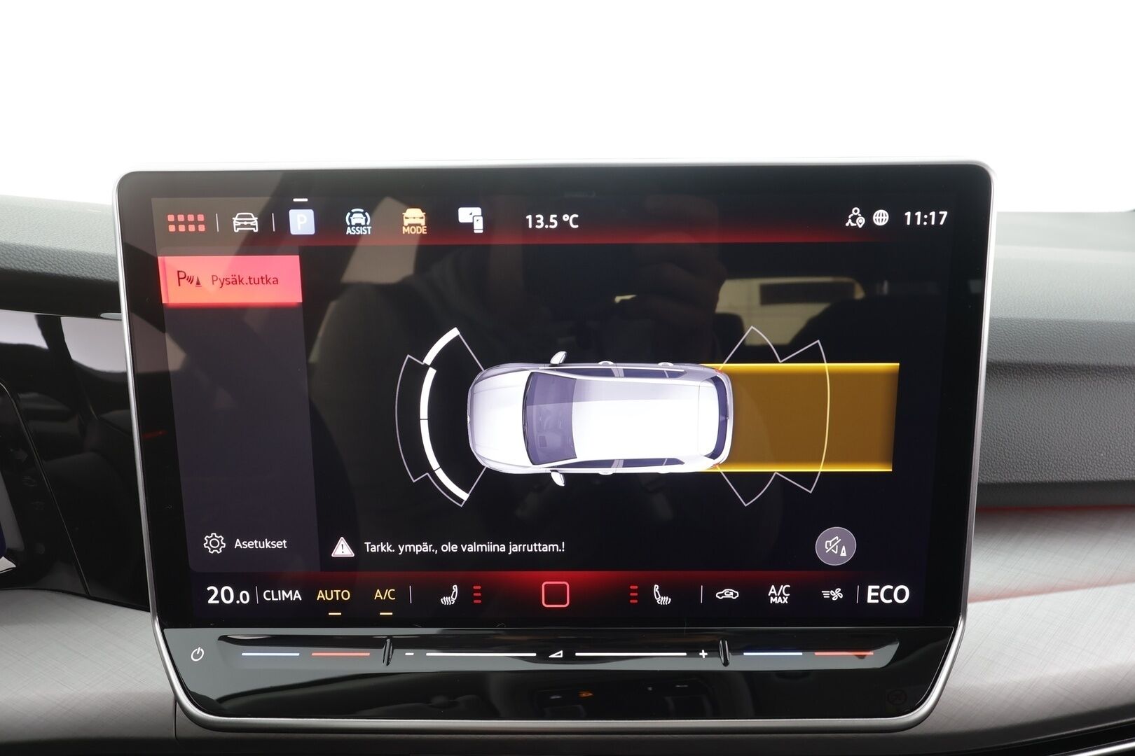 VOLKSWAGEN GOLF 2025 1.5 eHybrid 150kW DSG - | WLTP 142km! | ACC | LED | CCS | Facelift | Ambient | Tutkat edessä ja takana| Lämm. ratti | Lane assist | Digimittaristo |