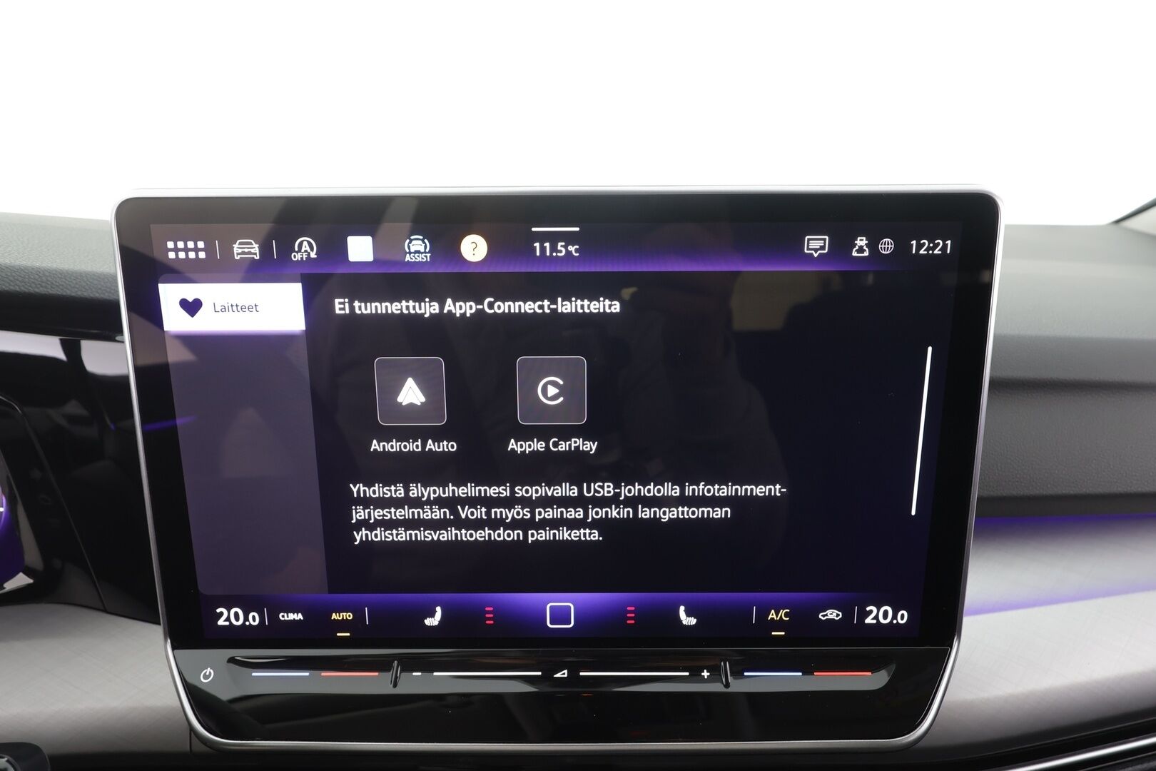 VOLKSWAGEN GOLF 2025 Life 1,5 eTSI 110 kW (MHEV) DSG - | ACC | Vetokoukku | LED | P.Kamera | Digimittaristo | Apple&Android |