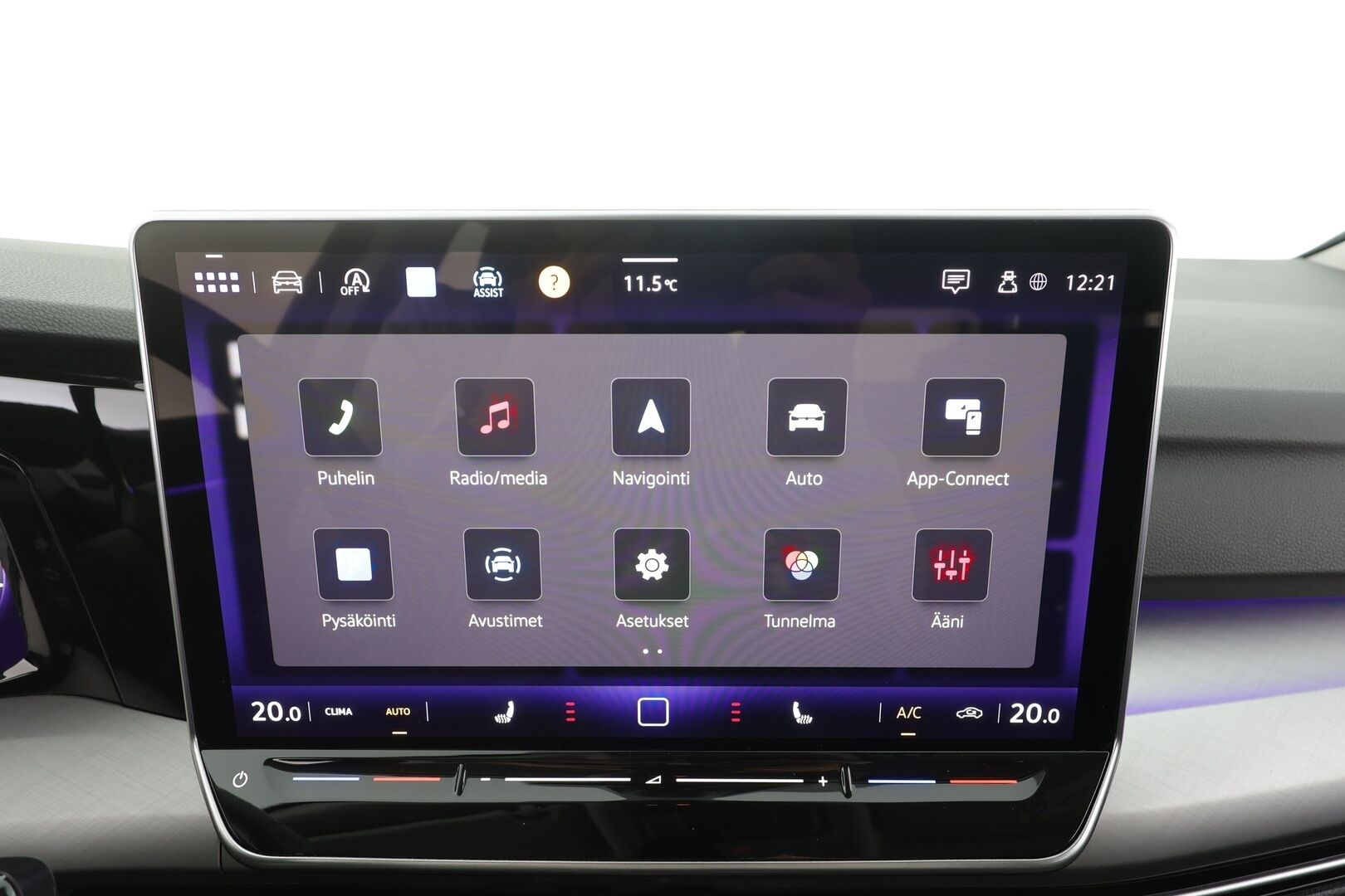 VOLKSWAGEN GOLF 2025 Life 1,5 eTSI 110 kW (MHEV) DSG - | ACC | Vetokoukku | LED | P.Kamera | Digimittaristo | Apple&Android |