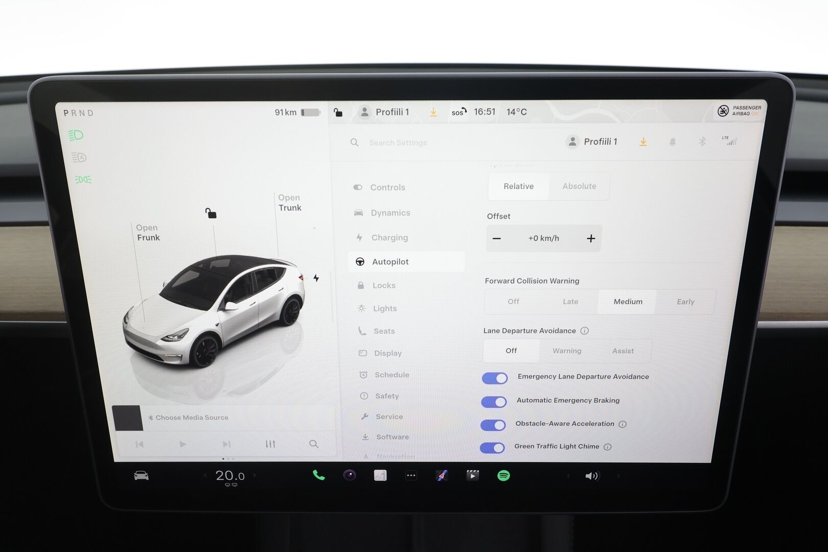 Tesla Model Y 2023 Performance - | FSD | ILP | ACC | Ryzen | Matrix | Premium audio | Lasikatto | Sähkönahat | Muistipenkki | P.kamera | Sähk. takaluukku | 