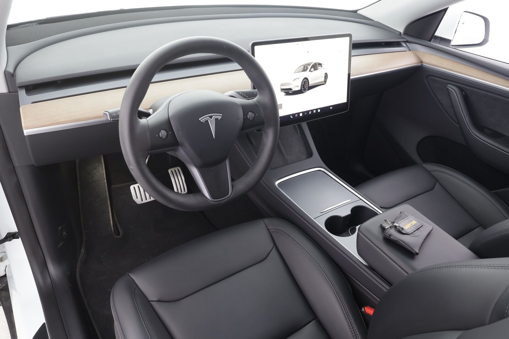 Tesla Model Y 2023 Performance - | FSD | ILP | ACC | Ryzen | Matrix | Premium audio | Lasikatto | Sähkönahat | Muistipenkki | P.kamera | Sähk. takaluukku | 