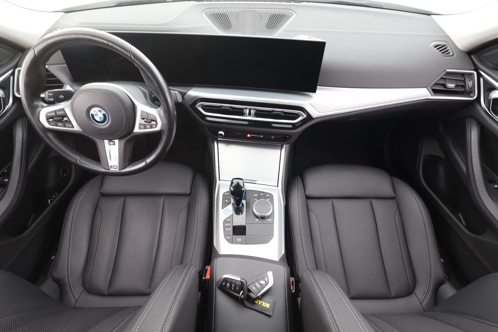 BMW I4 2023 eDrive40 - | ACC | Koukku | Lisälämmitin | Hifi | P.Kamera | Widescreen | Urheiluistuimet | Apple&Android | Merkkihuollettu |