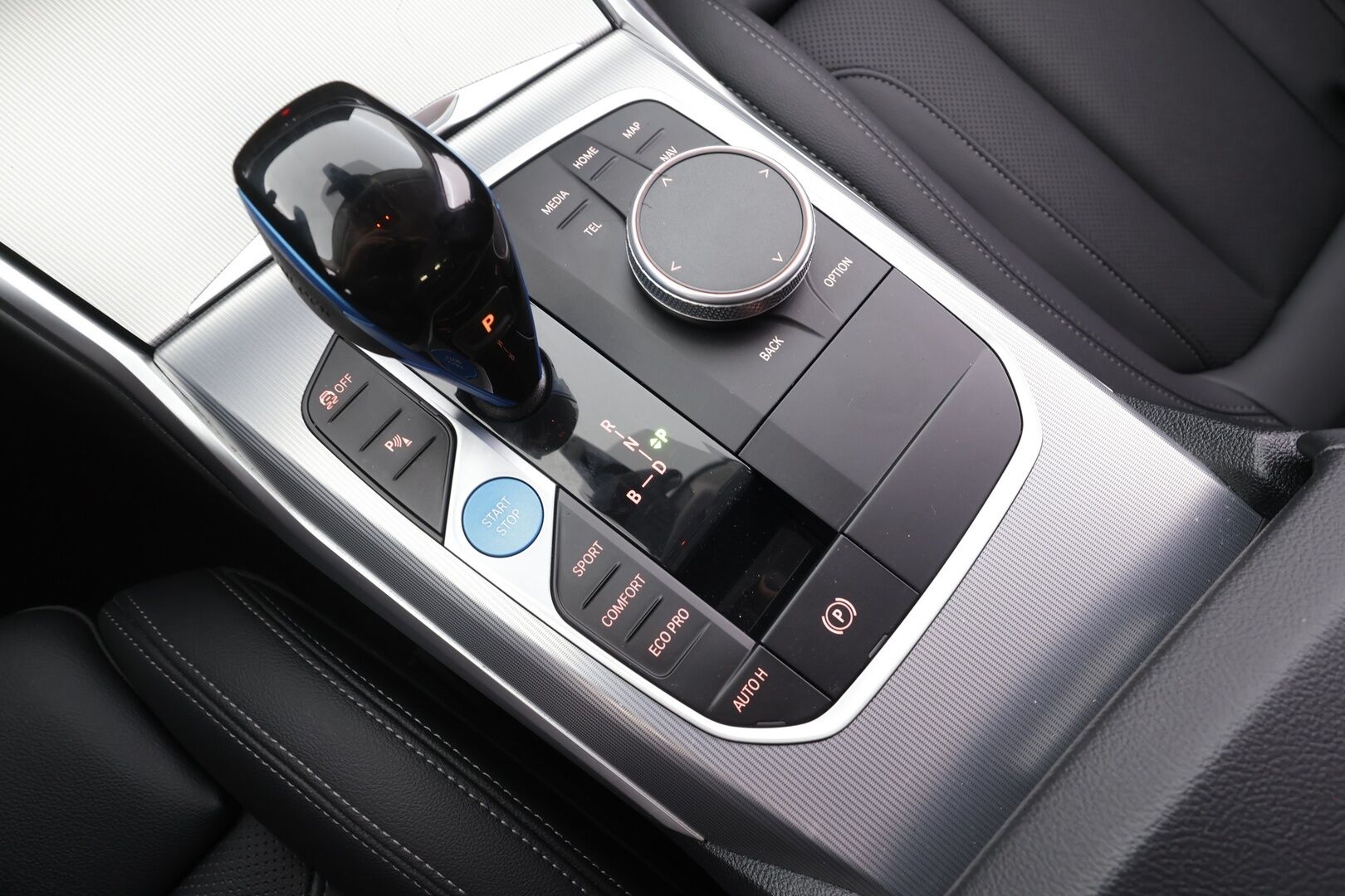BMW I4 2023 eDrive40 - | ACC | Koukku | Lisälämmitin | Hifi | P.Kamera | Widescreen | Urheiluistuimet | Apple&Android | Merkkihuollettu |
