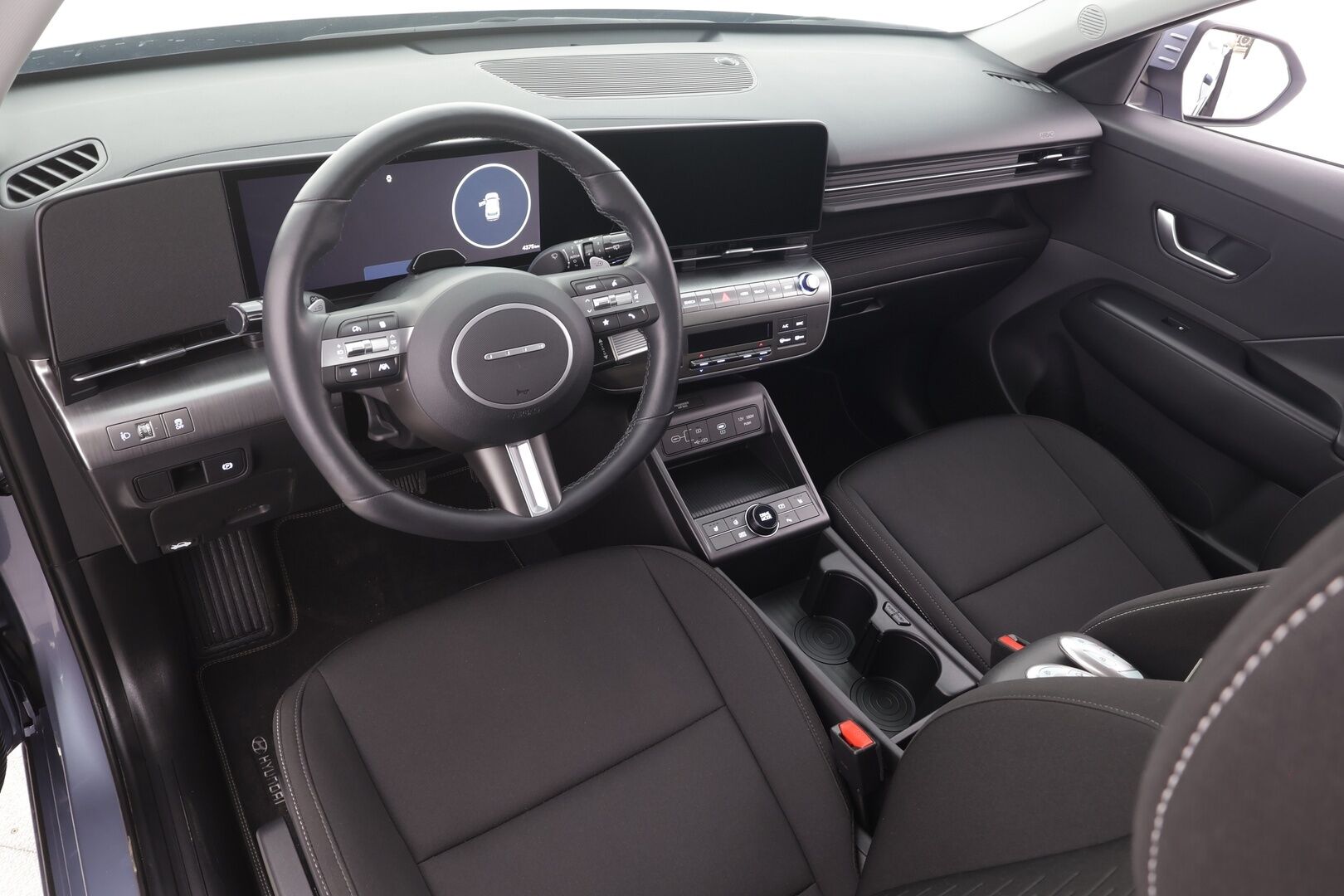HYUNDAI KONA ELECTRIC 2024 48 kWh 156 hv Comfort - | ACC | ILP | LED | Keyless | P.kamera | Lane assist | Lämm. ratti | Akuston esilämmitys | Apple & Android | ALV | 
