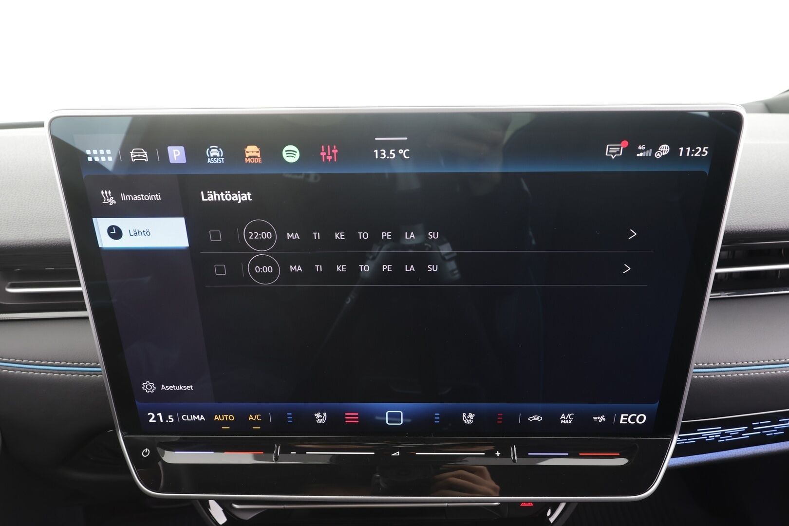 VOLKSWAGEN ID.7 2024 Pro 82kWh 210kW - | ACC | HUD | H&K | Ilm. Sporttipenkit muistilla | 360° | Matrix | Koukku | Travel assist | Nahka-alcantara | Ambient | 