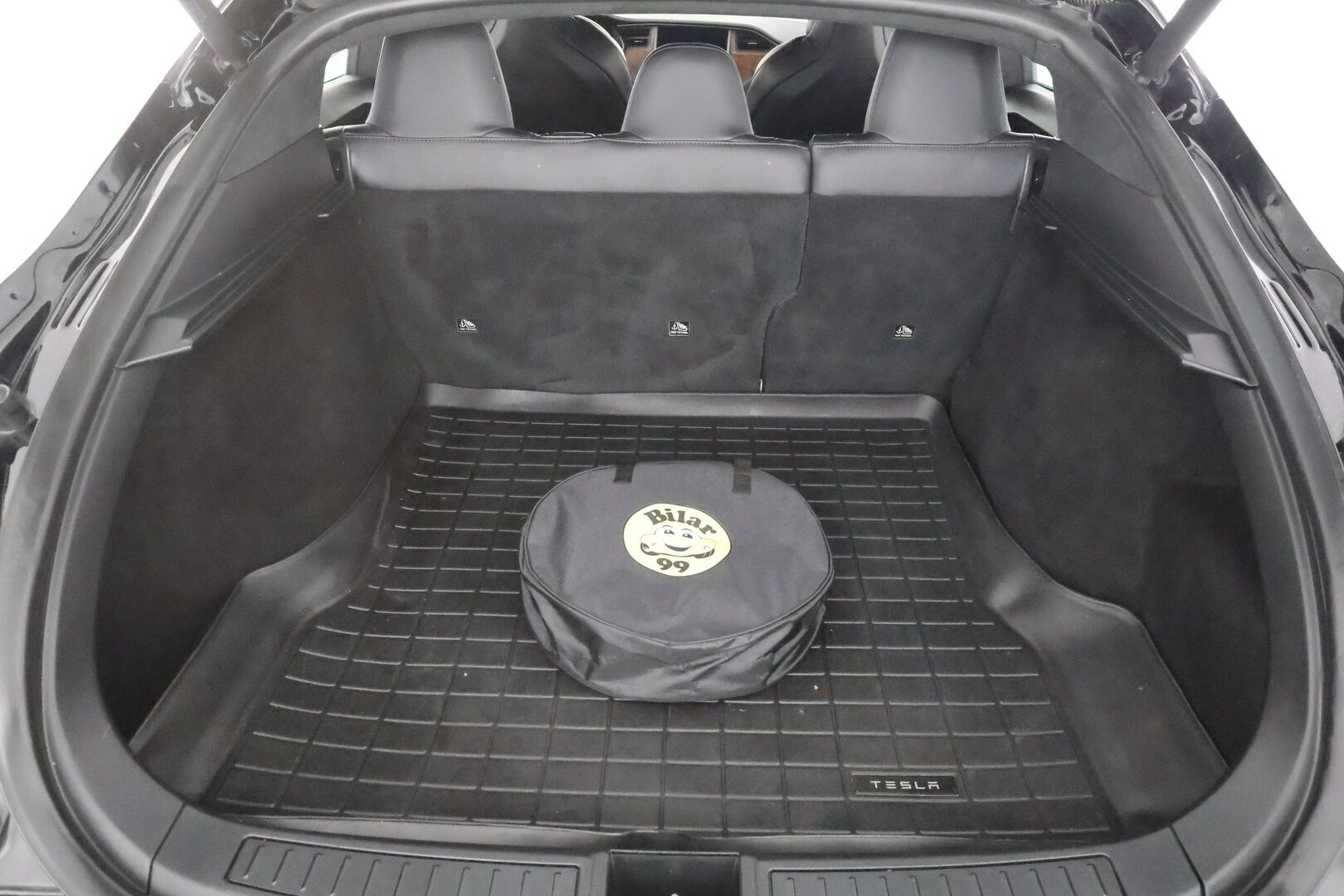 TESLA MODEL S 2020 Long Range Raven AWD - EAP | Ilma-alusta | ACC | Lasikatto | Kamera | Muistipenkki | Premium audio | LED | Kaistavahti | Keyless | Kahdet Teslan vanteet | Puhdas Carvertical