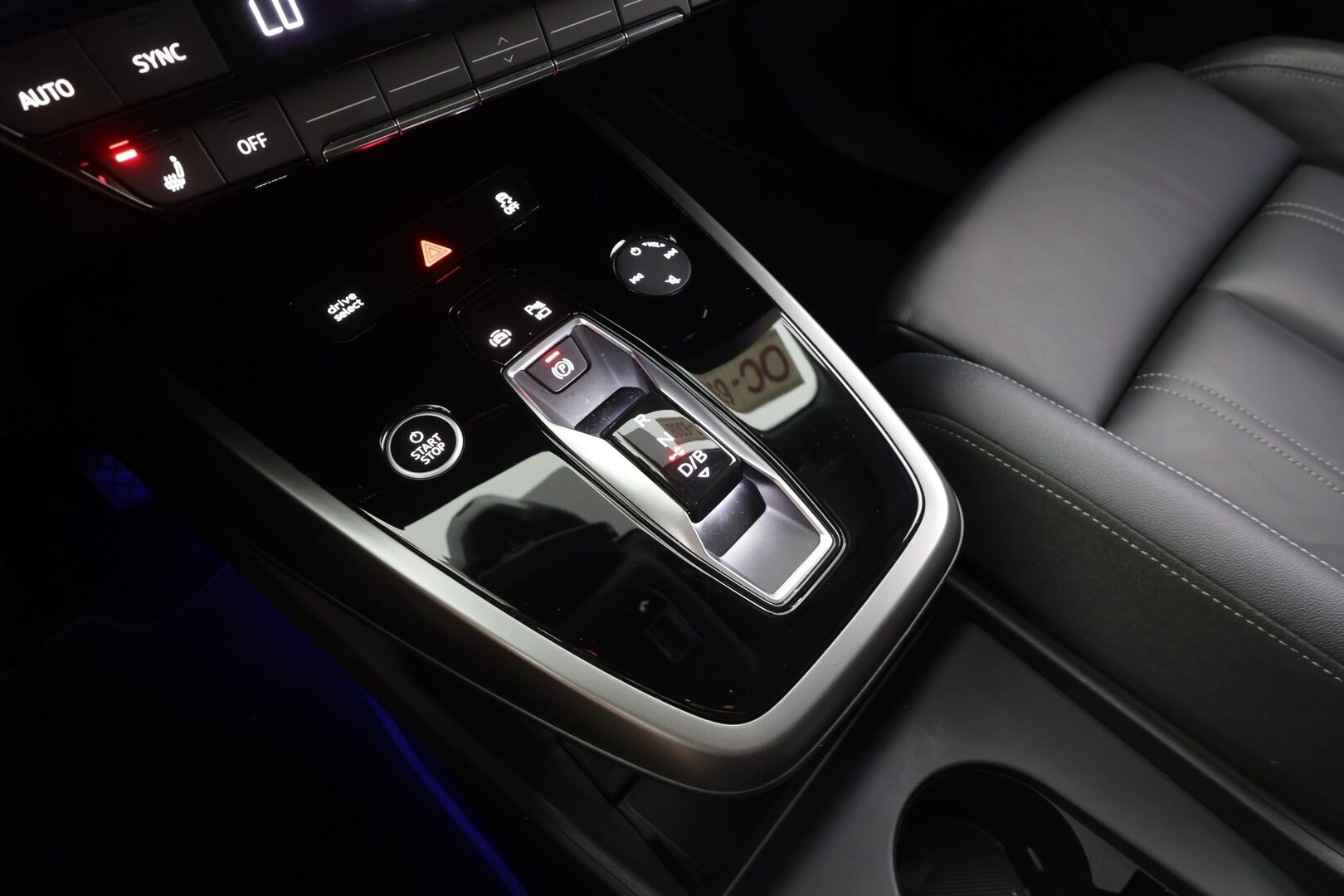 Audi Q4 e-tron 2022 50 quattro - | ACC | ILP | Matrix-LED | SONOS | Muistipenkki | HUD | Sporttipenkit | P.Kamera | Keyless | Apple&Android |  