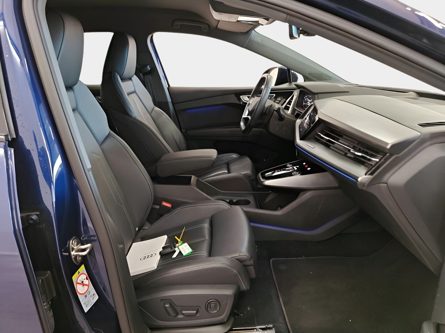 Audi Q4 e-tron 2022 50 quattro - | ACC | ILP | Matrix-LED | Muistipenkki | HUD | Sporttipenkit | P.Kamera | Keyless | Apple&Android | 