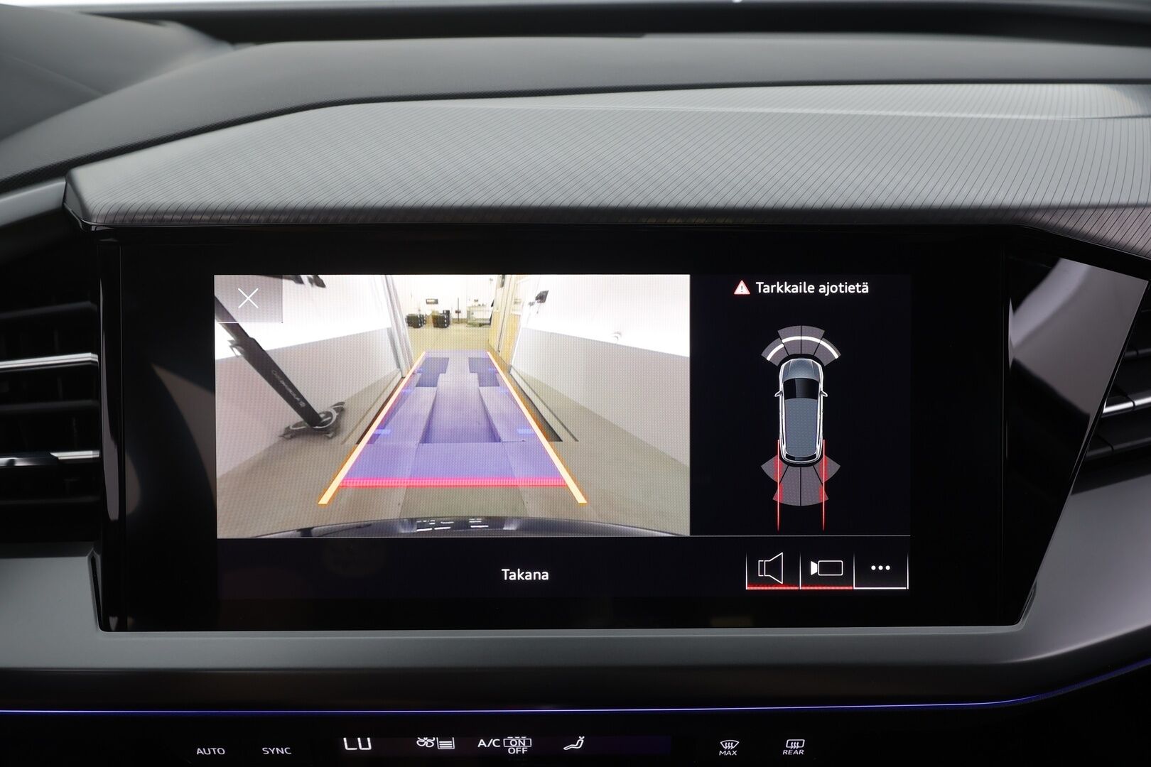 Audi Q4 e-tron 2022 50 quattro - | ACC | ILP | Matrix-LED | SONOS | Muistipenkki | HUD | Sporttipenkit | P.Kamera | Keyless | Apple&Android |  