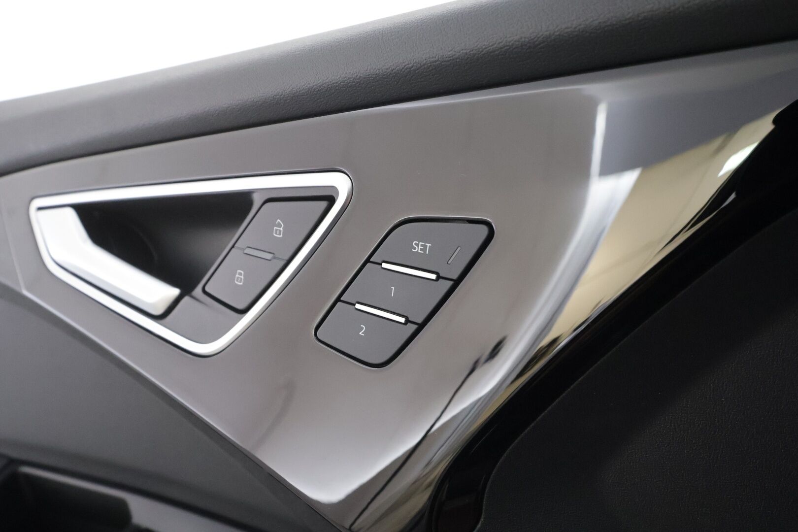 Audi Q4 e-tron 2022 50 quattro - | ACC | ILP | Matrix-LED | SONOS | Muistipenkki | HUD | Sporttipenkit | P.Kamera | Keyless | Apple&Android |  
