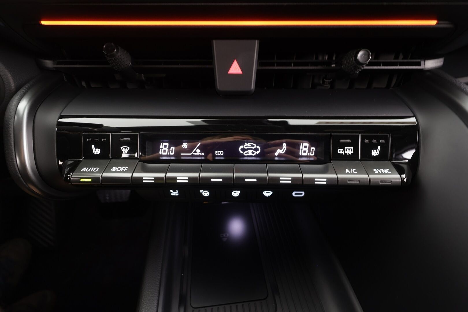 TOYOTA C-HR 2024 2,0 Plug-in Hybrid GR SPORT - | ACC | Matrix | HUD | 360° | JBL | Muistipenkki | Nahka-alcantara | Sähk. takaluukku | Navi | Digimittaristo | BSM | LDA |  