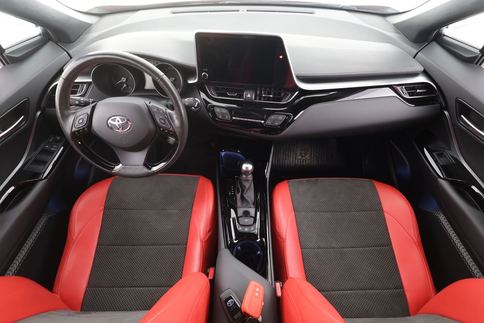 TOYOTA C-HR 2022 2,0 Hybrid GR Sport - | ACC | P.Kamera | Sähköpenkki | LED | Puolinahat | Apple&Android | Kahdet Renkaat |
