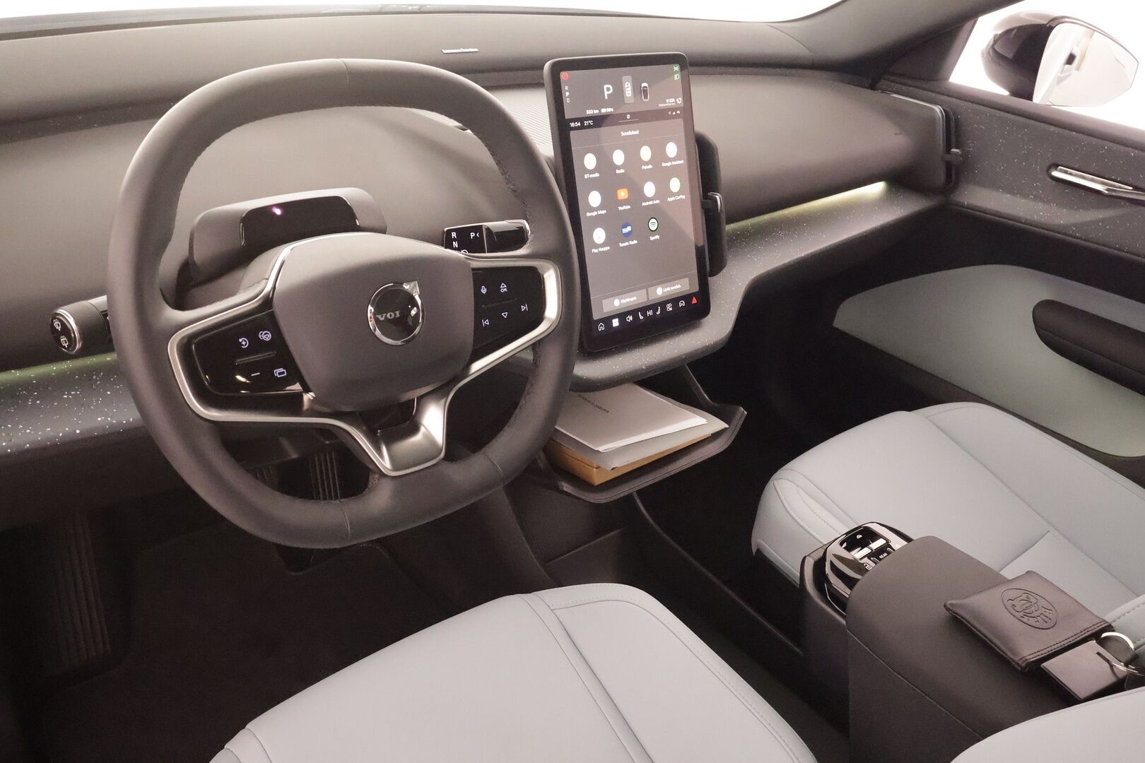 Volvo EX30 2024 Twin Performance Ultra - | ACC | Harman/Kardon | ILP | Muistipenkit | 360° | Panoraama | 