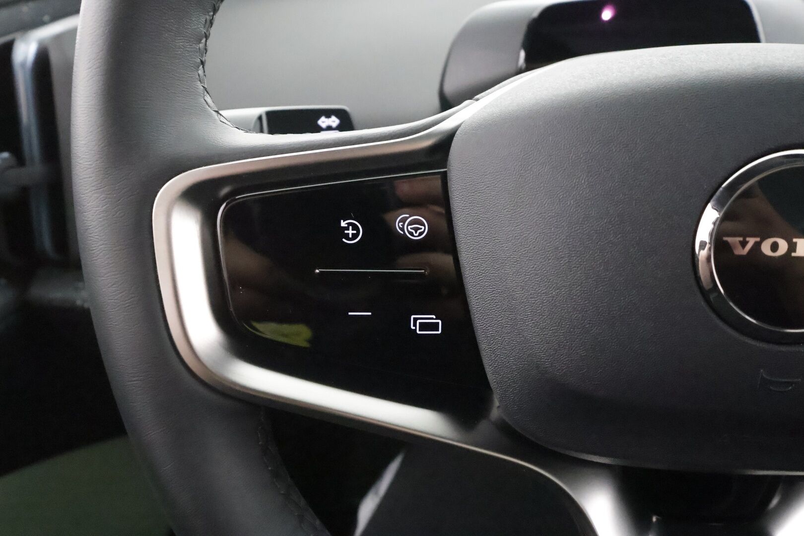 Volvo EX30 2024 Twin Performance Ultra - | ACC | Harman/Kardon | ILP | Muistipenkit | 360° | Panoraama | 