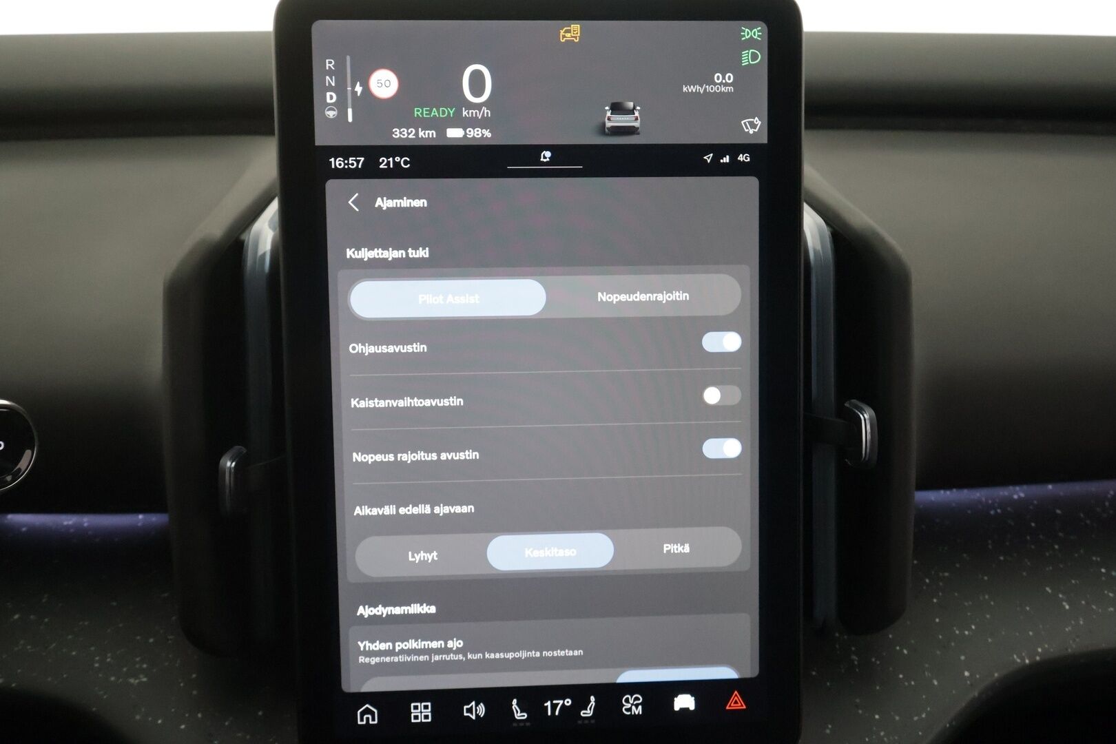 Volvo EX30 2024 Twin Performance Ultra - | ACC | Harman/Kardon | ILP | Muistipenkit | 360° | Panoraama | 