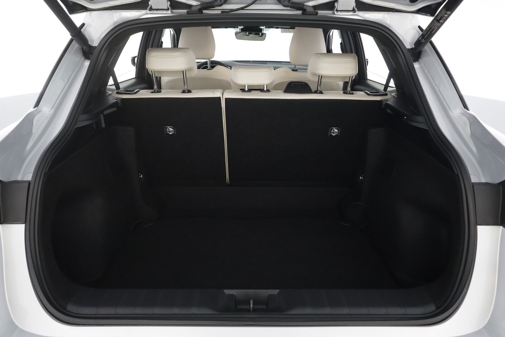 LEXUS LBX 2024 200h Launch Edition Elegant - | ACC | Nahkasisusta | Lane assist | P.kamera | Digimittaristo | Sähk. takaluukku | Keyless | LED | Lämm. ratti | 