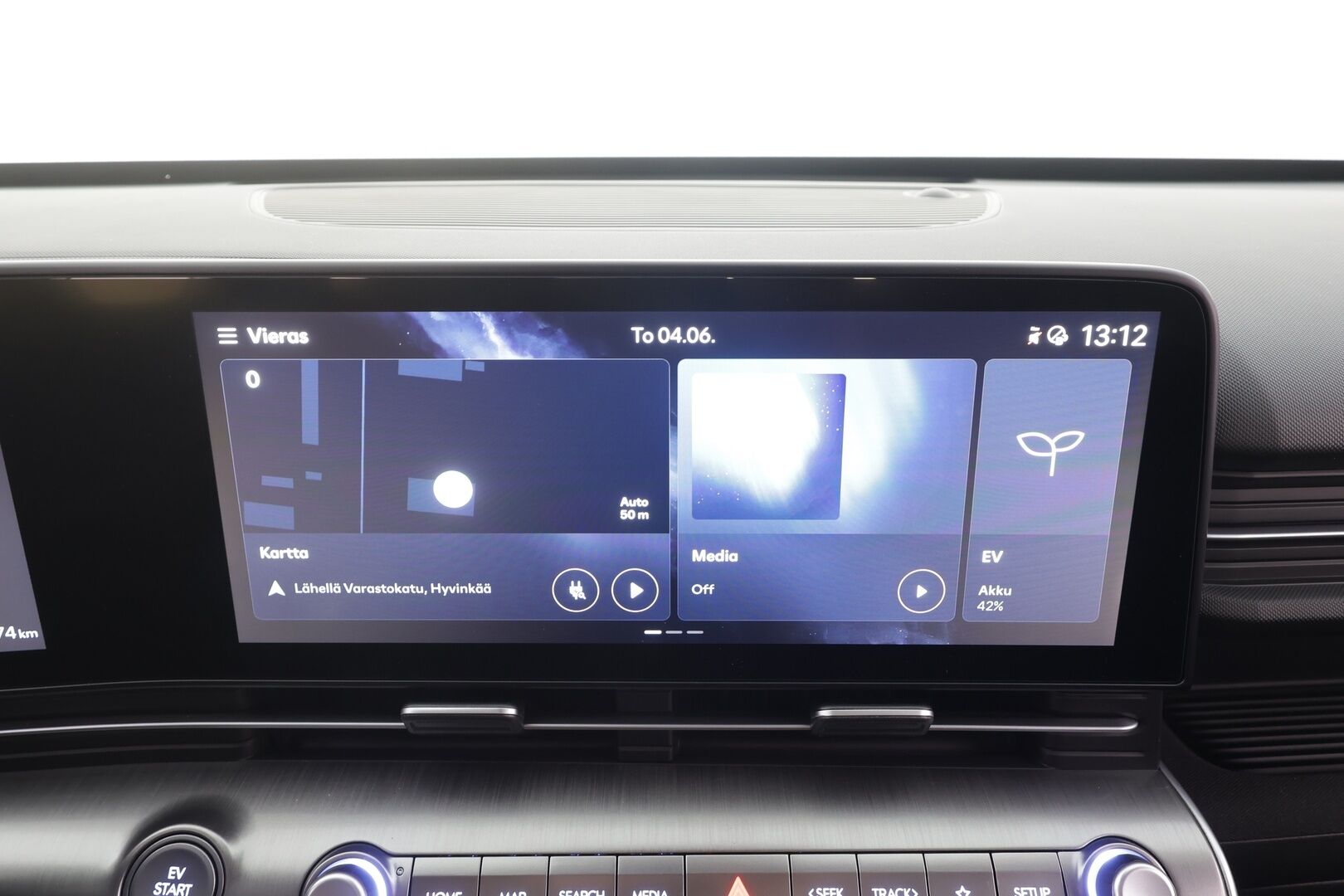 HYUNDAI KONA ELECTRIC 2024 48 kWh 156 hv Comfort - | ACC | ILP | HDA | P.kamera | Digimittaristo | Lämm. ratti | Keyless | LED | Akuston esilämmitys | 2x renkaat aluin | ALV | 