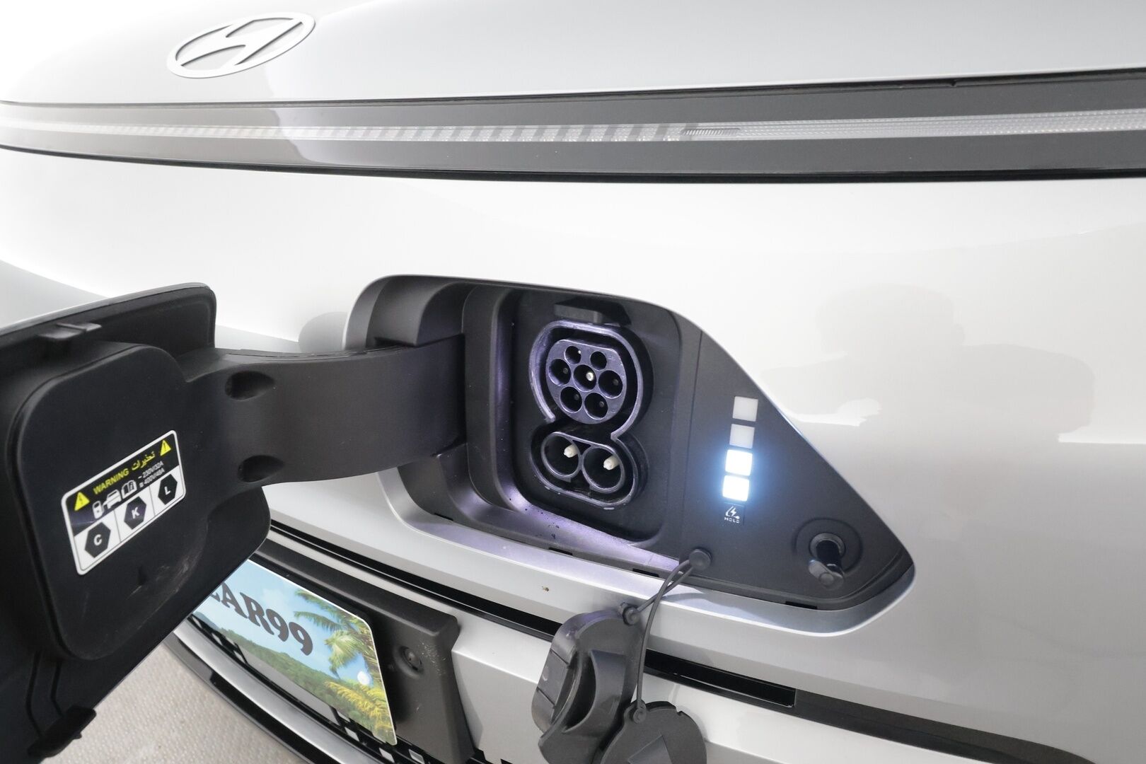 HYUNDAI KONA ELECTRIC 2024 48 kWh 156 hv Comfort - | ACC | ILP | HDA | P.kamera | Digimittaristo | Lämm. ratti | Keyless | LED | Akuston esilämmitys | 2x renkaat aluin | ALV | 