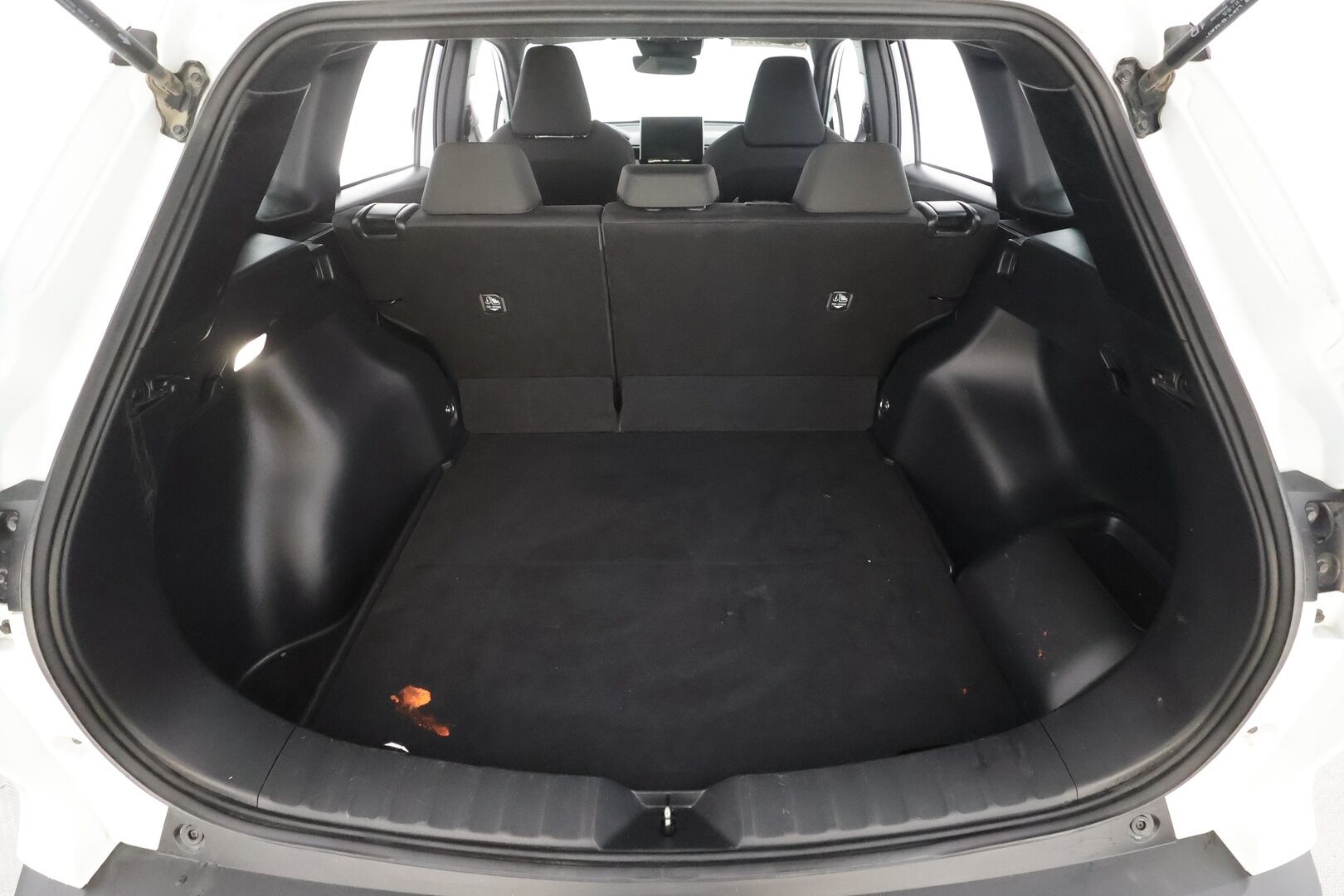 TOYOTA COROLLA CROSS 2023 2.0 AWD-i Active Plus - Adapt.Vakkari | Peruutuskamera | BLIS | Digimittari | Apple&Android | Adapt.LED | ALV | 2x Renkaat Aluvantein | Juuri tullut Tampereelle!