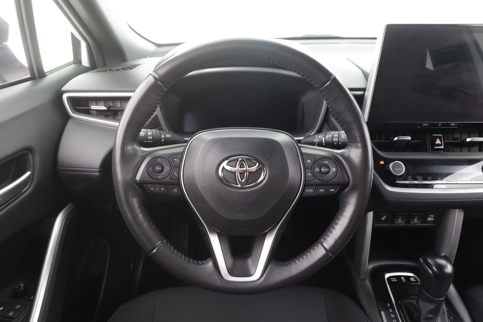 TOYOTA COROLLA CROSS 2023 2.0 AWD-i Active Plus - Adapt.Vakkari | Peruutuskamera | BLIS | Digimittari | Apple&Android | Adapt.LED | ALV | 2x Renkaat Aluvantein | Juuri tullut Tampereelle!