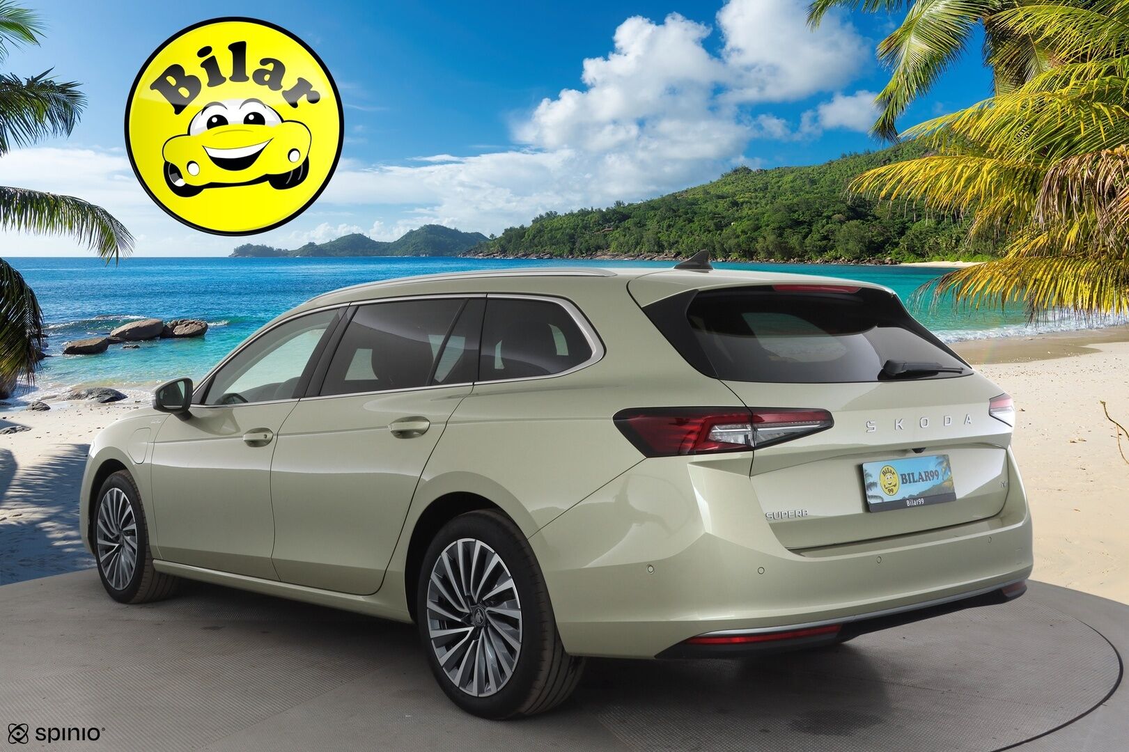SKODA SUPERB 2025 Combi 1.5 TSI PHEV L&K DSG Autom - | ACC | Koukku | Hierovat&Ilmastoidut Muistipenkit | Skoda Crystal Matrix-LED | Canton | HUD | 360-Kamera | Comfort Nahat | Keyless | Apple&Android | Kahdet Renkaat |