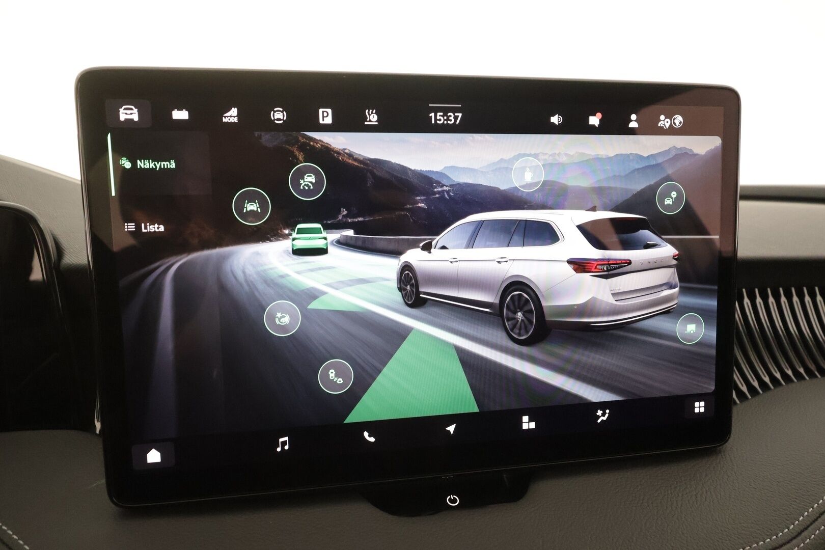 SKODA SUPERB 2025 Combi 1.5 TSI PHEV L&K DSG Autom - | ACC | Koukku | Hierovat&Ilmastoidut Muistipenkit | Skoda Crystal Matrix-LED | Canton | HUD | 360-Kamera | Comfort Nahat | Keyless | Apple&Android | Kahdet Renkaat |