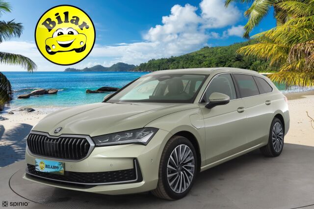 SKODA SUPERB 2025