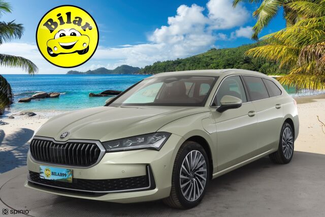 SKODA SUPERB 2025
