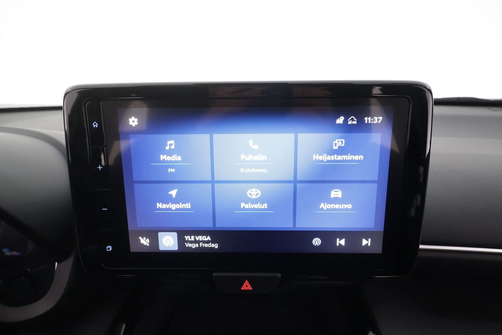 TOYOTA YARIS CROSS 2022 1,5 Hybrid AWD-i Intense - | ACC | Keyless | BSM | P.kamera | Lane Assist | Tutkat | LED | Lämm. ratti | Apple & Android | 