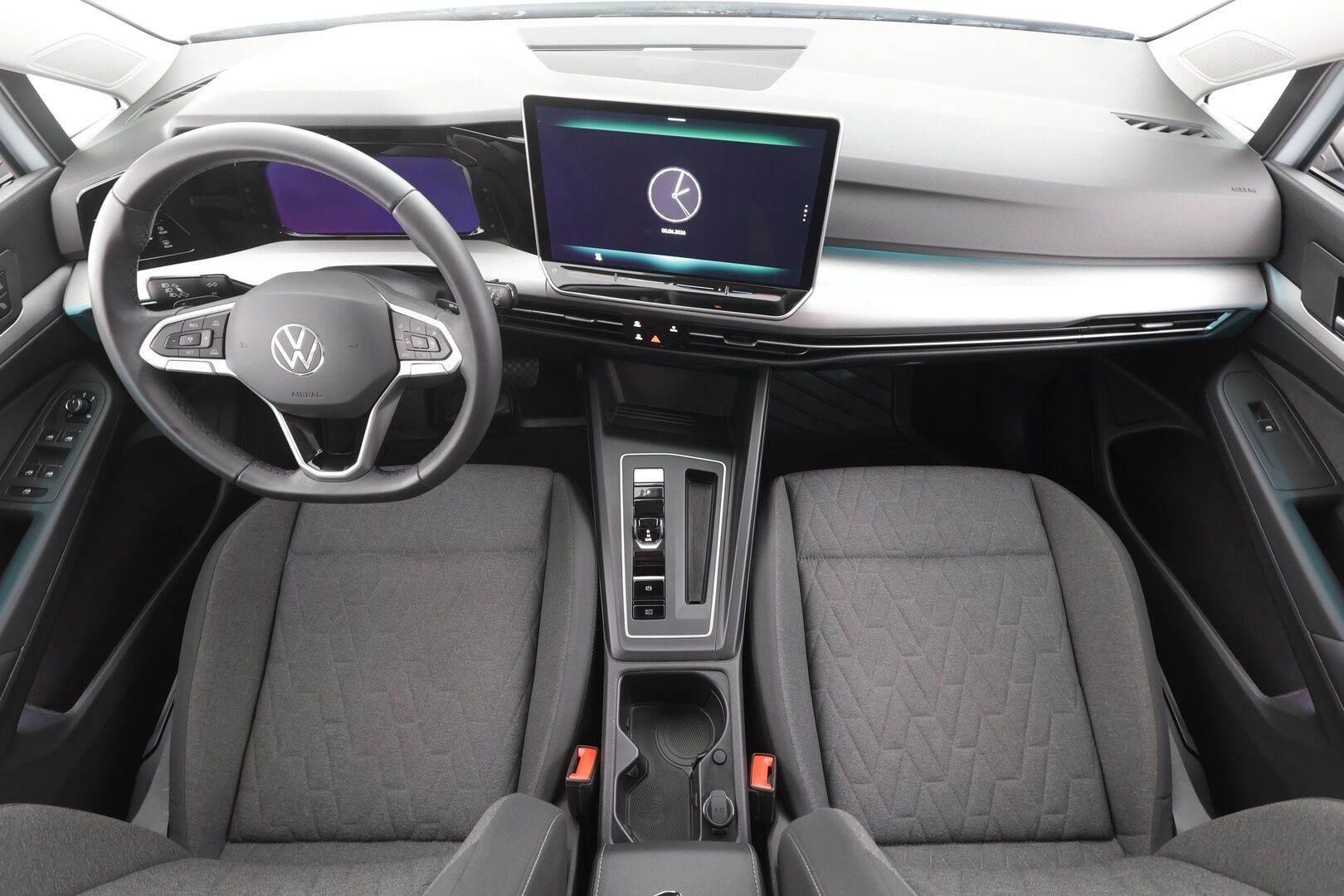 VOLKSWAGEN GOLF 2025 Comfort Business 1,5 eTSI 110 kW (MHEV) DSG - | ACC | Webasto | Kaistavahti | P.Kamera | Digimittari | LED | Keyless | Ratinlämmitin | Facelift | Ambient | ALV | Merkkihuollettu | 