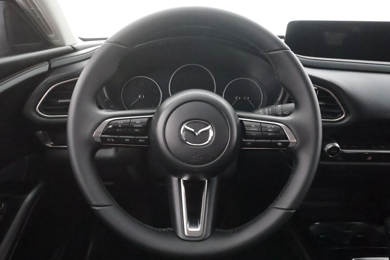 MAZDA CX-30 2025 2.5 e-SKYACTIV-G 140 HK Homura - | ACC | HUD | Kaistavahti | P.Kamera | LED | Navi | Katvevaroitin | Sähköluukku | Keyless | Apple&Android | ALV | Huippusiisti |