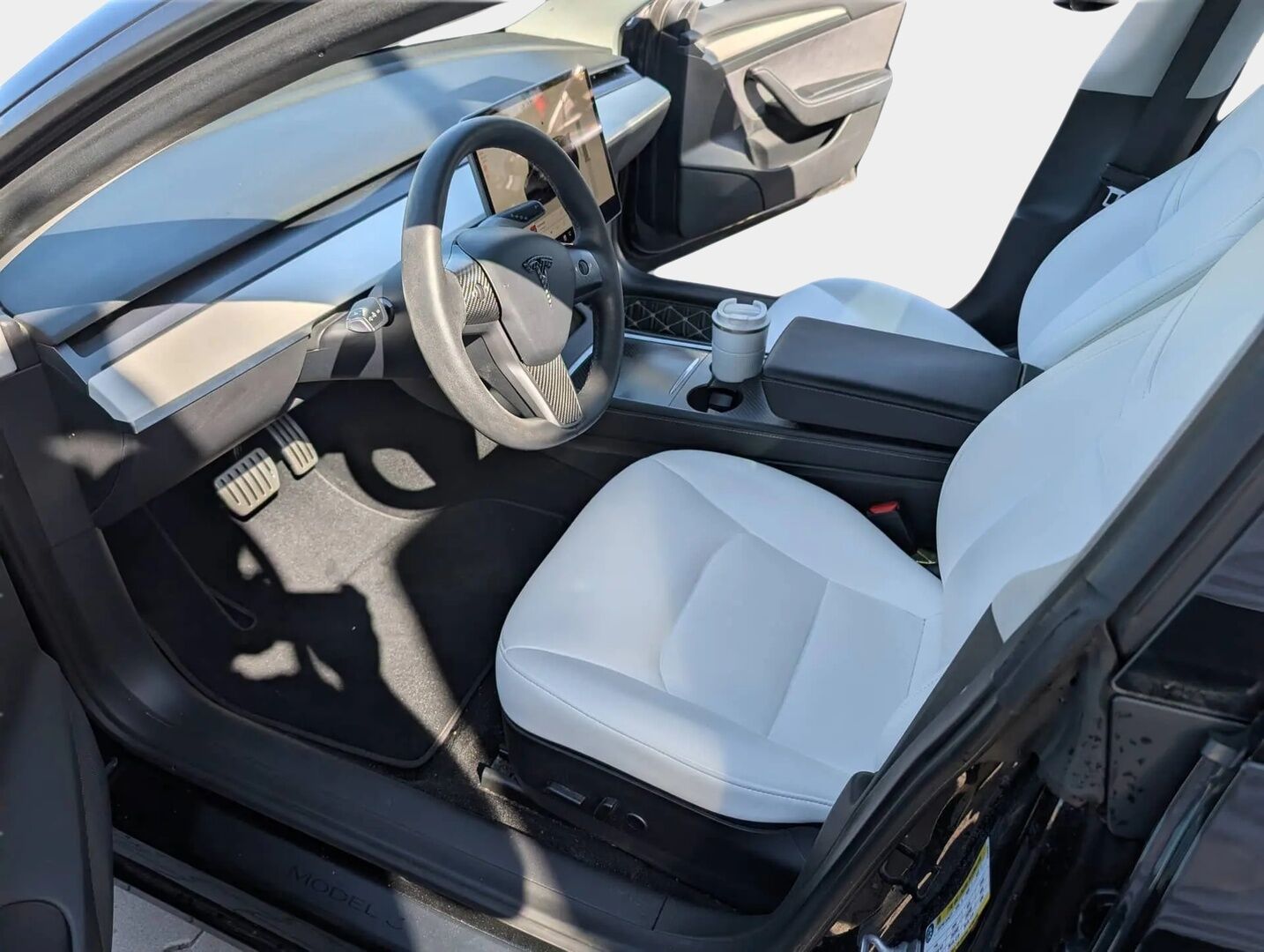 TESLA MODEL 3 2022 Performance Dual Motor - | Lasikatto | ILP | Premium Audio | Madallus alusta | Valkoiset nahat | Matrix-LED | P.Kamera | Ratinlämmitin | 