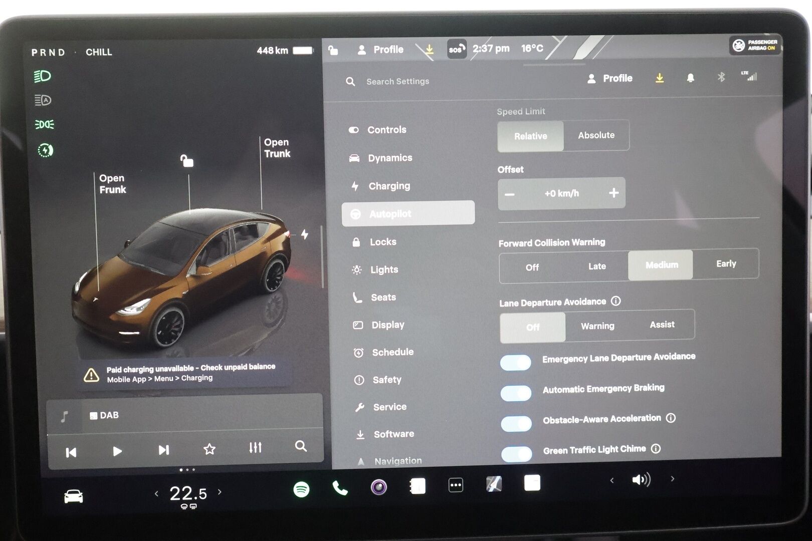 Tesla Model Y 2024 Performance - | Koukku | ILP | Lasikatto | Matrix-LED | P.Kamera | Mustat nahat | Premium Audio | Ratinlämmitin | ALV |