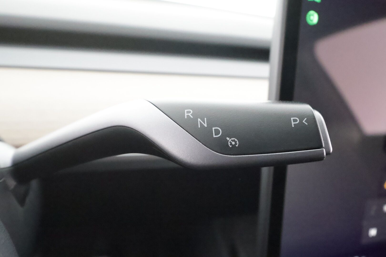 Tesla Model Y 2024 Performance - | Koukku | ILP | Lasikatto | Matrix-LED | P.Kamera | Mustat nahat | Premium Audio | Ratinlämmitin | ALV |