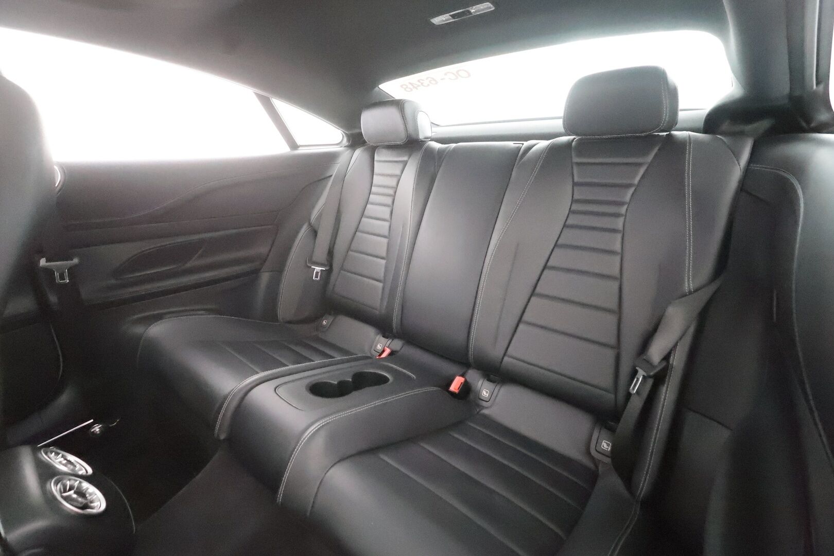 MERCEDES-BENZ E 2017 300 A Coupe AMG  -  Distronic+ | Sporttinahat muistilla | Multibeam LED | Kattoluukku | P.kamera | Steering pilot | Ambient | Navi | Kahdet renkaat vanteilla |