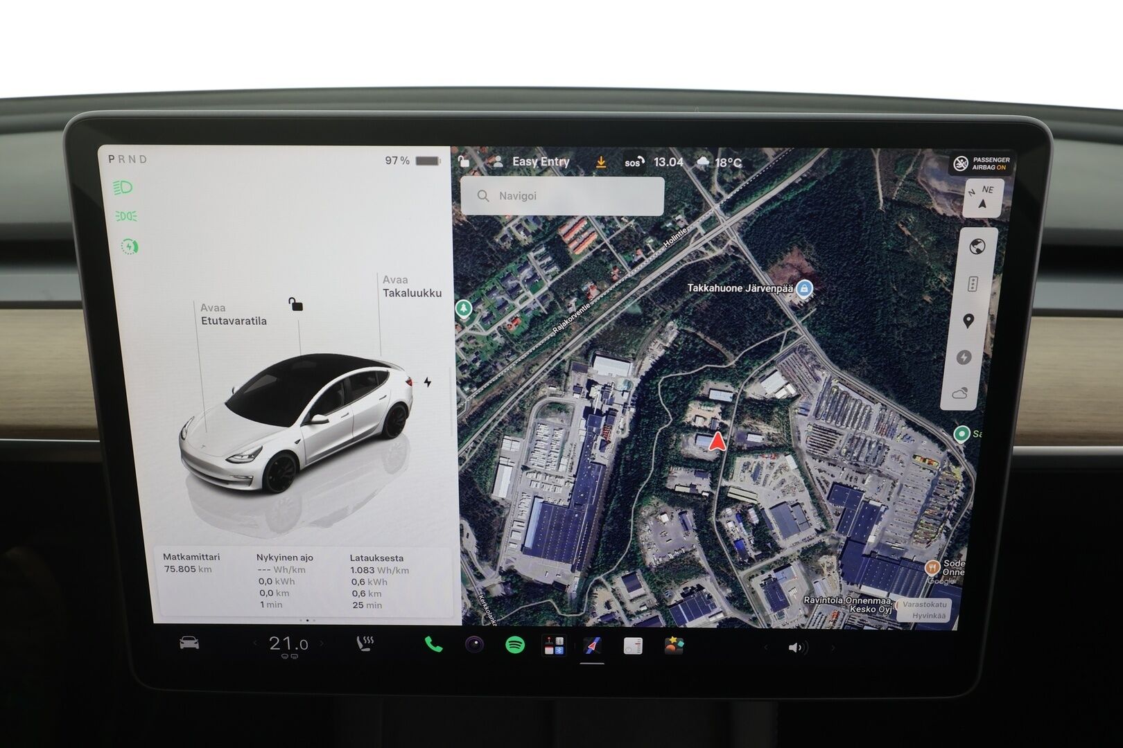 TESLA MODEL 3 2022 Performance Dual Motor - | ACC | ILP | Ryzen | Matrix | Lasikatto | Premium audio | Sähkönahat | Muistipenkki | P.kamera | Autosteer | 2x renkaat aluin | 
