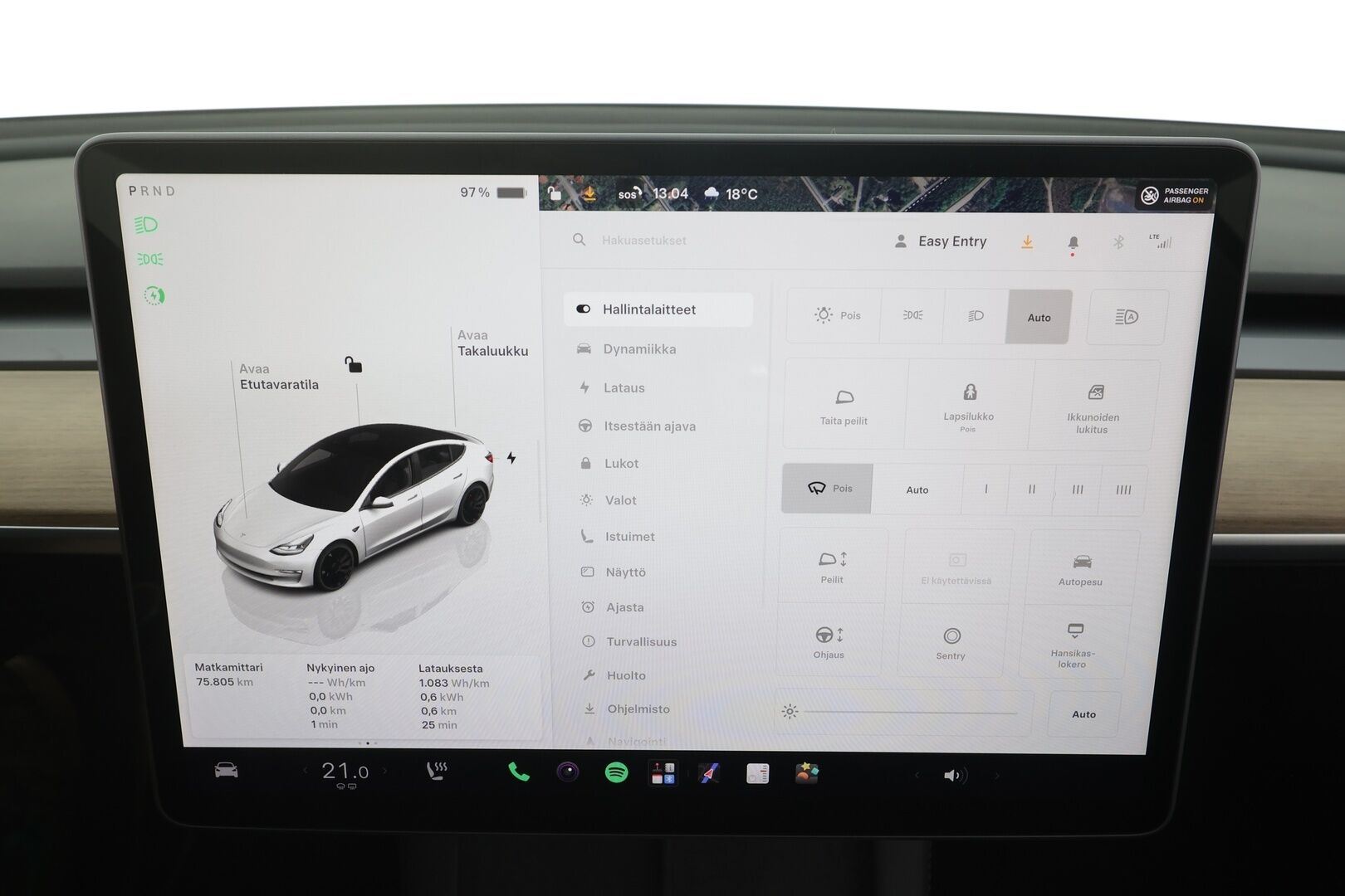 TESLA MODEL 3 2022 Performance Dual Motor - | ACC | ILP | Ryzen | Matrix | Lasikatto | Premium audio | Sähkönahat | Muistipenkki | P.kamera | Autosteer | 2x renkaat aluin | 