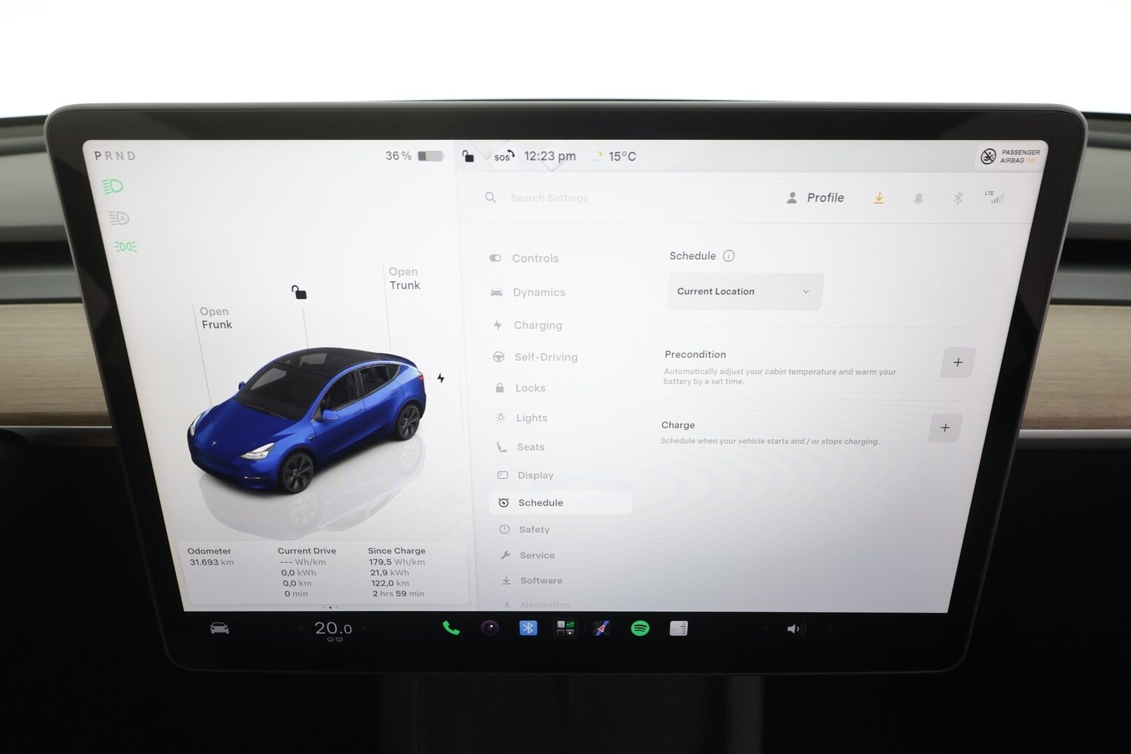 TESLA MODEL Y 2024 RWD - | ILP | Lasikatto | ACC | Matrix-LED | P.Kamera | Muistipenkki | Premium Audio | Navi | Kaistavahti | Keyless | 2x Latauskaapelit | Kahdet renkaat |