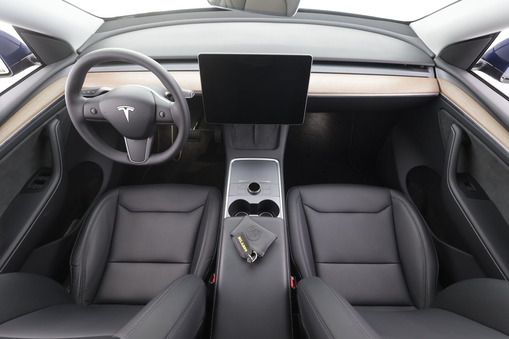TESLA MODEL Y 2024 RWD - | ILP | Lasikatto | ACC | Matrix-LED | P.Kamera | Muistipenkki | Premium Audio | Navi | Kaistavahti | Keyless | 2x Latauskaapelit | Kahdet renkaat |