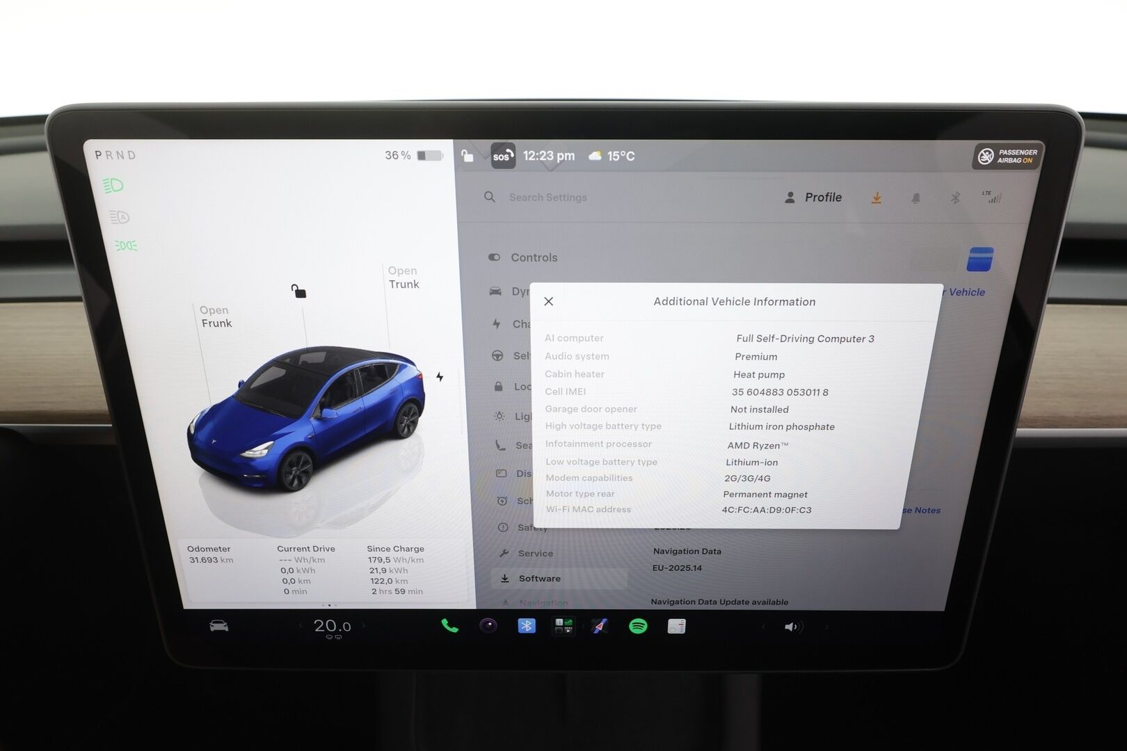 TESLA MODEL Y 2024 RWD - | ILP | Lasikatto | ACC | Matrix-LED | P.Kamera | Muistipenkki | Premium Audio | Navi | Kaistavahti | Keyless | 2x Latauskaapelit | Kahdet renkaat |