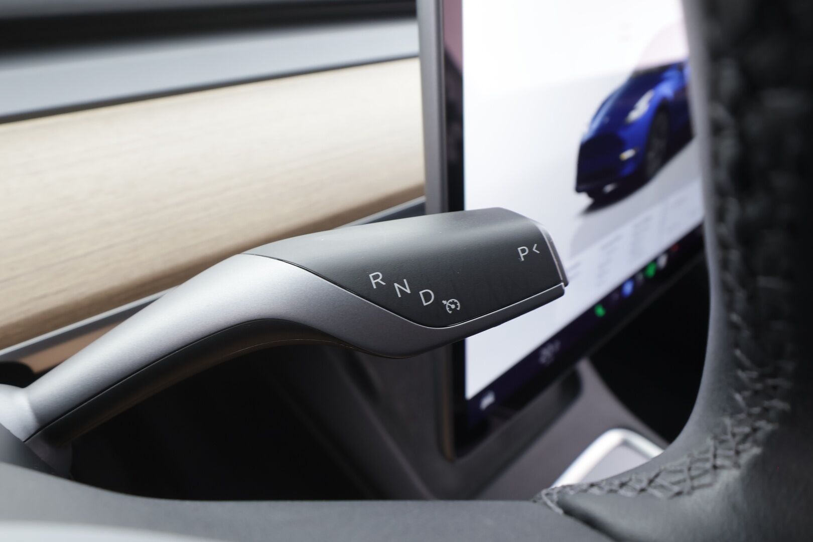 TESLA MODEL Y 2024 RWD - | ILP | Lasikatto | ACC | Matrix-LED | P.Kamera | Muistipenkki | Premium Audio | Navi | Kaistavahti | Keyless | 2x Latauskaapelit | Kahdet renkaat |