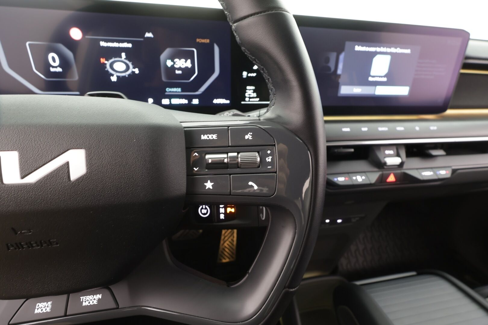 KIA EV9 2024 GT-Line AWD 99,8kWh 384hv 6P - | ACC | HUD | ILP | Meridian | Mukavuusistuimet | 360° | Ilmastoidut nahat | Akuston esilämmitys | LED | Navi | Keyless | Ratinlämmitin | Merkkihuollettu | ALV | Huippuvarusteet |
