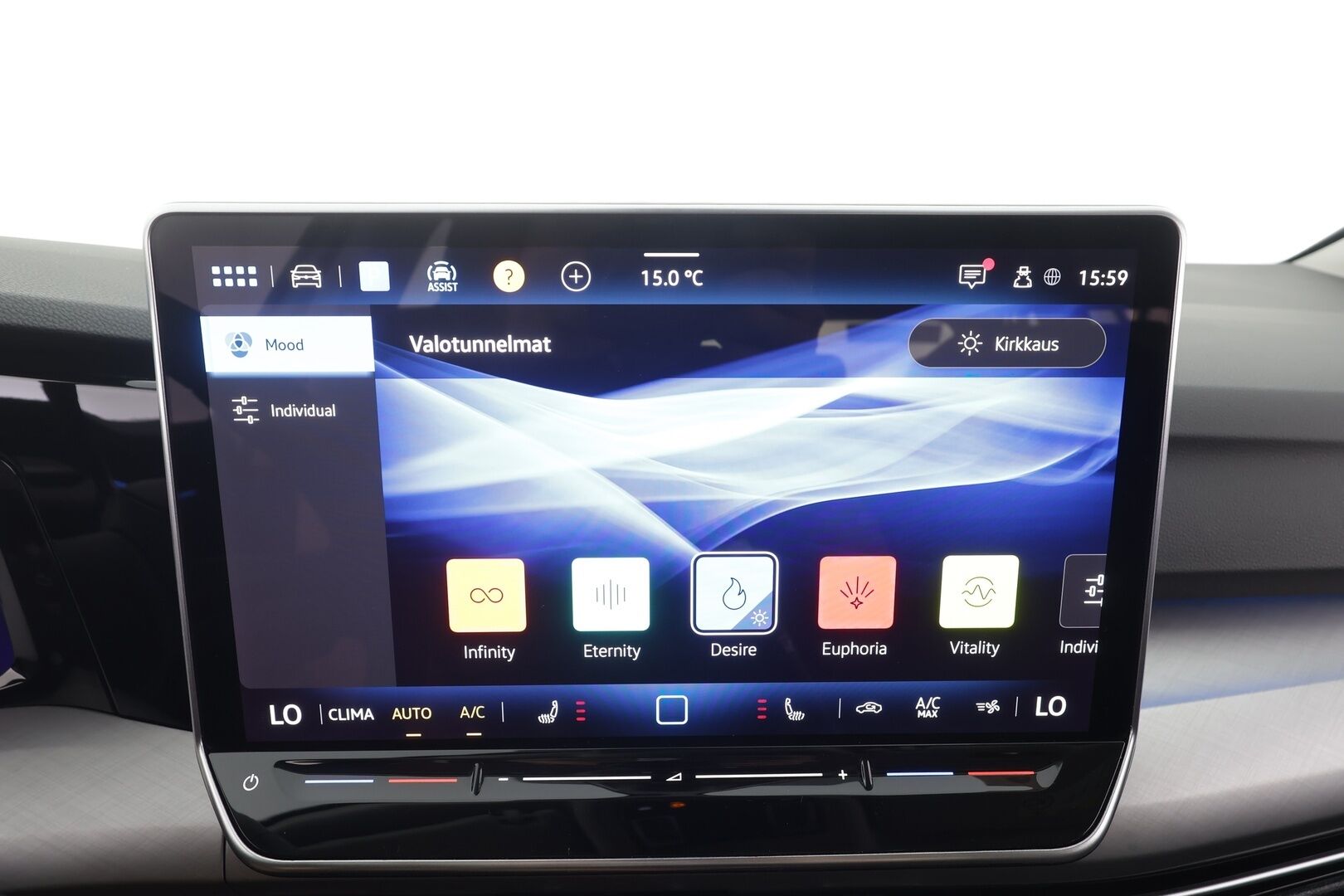 Volkswagen Golf 2025 Variant Comfort Business 1,5 eTSI 110 kW MHEV DSG - | ACC | Pa-Lisälämmitin | Koukku | P.tutkat | LED | Ratinlämmitys |Apple&Android | Merkkihuollettu | Kahdet Renkaat |