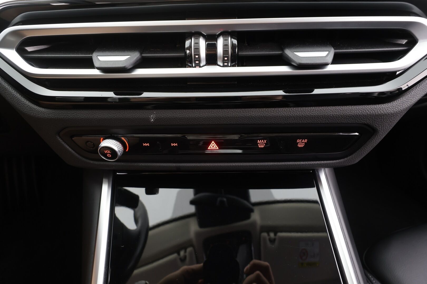 BMW I4 2024 eDrive40 - | ACC | Lisälämmitin | Koukku | Widescreen | 360-Kamera | H/K | LED | Puolinahat | Apple&Android | Merkkihuollettu | Kahdet Renkaat |