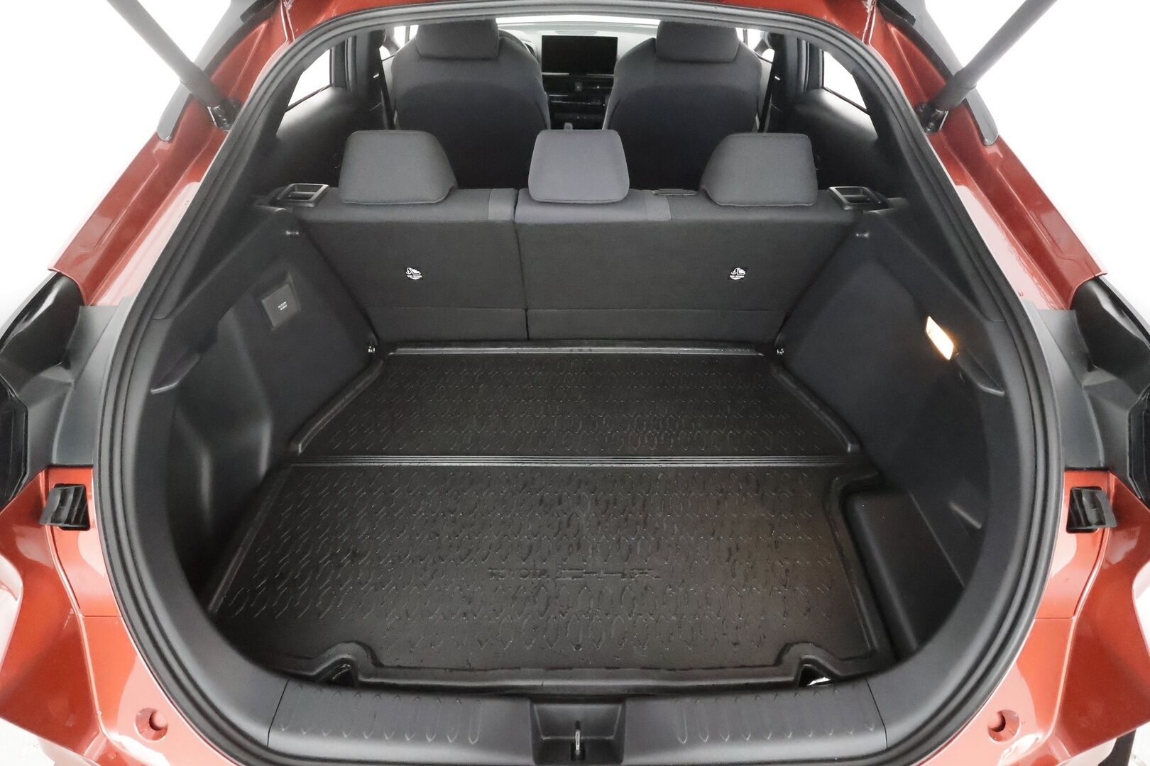 Toyota C-HR 2025 2.0 Plug-in Hybrid Launch Edition - | ACC | ILP | Kaistavahti | P.Kamera | Digimittari | Katvevaroitin | Keyless | Sähköluukku | Ratinlämmitin | Navi | LED | Apple&Android | ALV | 