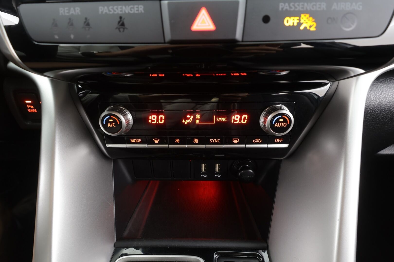 MITSUBISHI ECLIPSE CROSS 2023 2.4 PHEV Invite Plus 4WD - | LED | Nahka-alcantara | P.kamera | Sähköpenkki | Tutkat eteen ja taakse | Keyless | Apple & Android | 2x renkaat aluin | ALV | 
