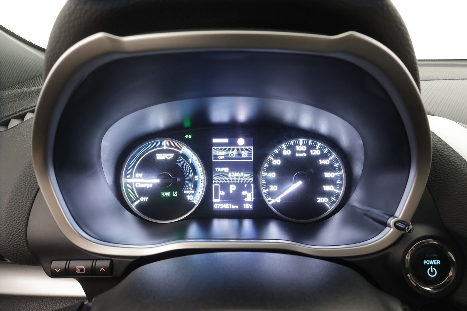 MITSUBISHI ECLIPSE CROSS 2023 2.4 PHEV Invite Plus 4WD - | LED | Nahka-alcantara | P.kamera | Sähköpenkki | Tutkat eteen ja taakse | Keyless | Apple & Android | 2x renkaat aluin | ALV | 