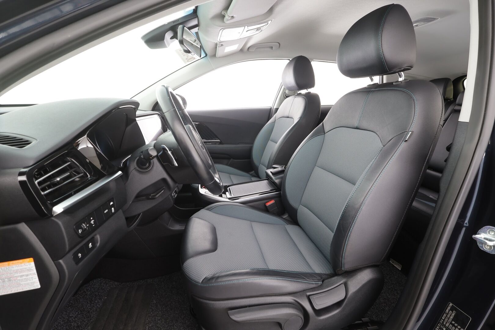 KIA NIRO ELECTRIC 2021 64kWh 204hv Electric Advance - | ACC | ILP | Puolinahat | P.kamera | Lane Following Assist | Lämm. ratti | Apple & Android | Keyless | Merkkihuollot | ALV | 