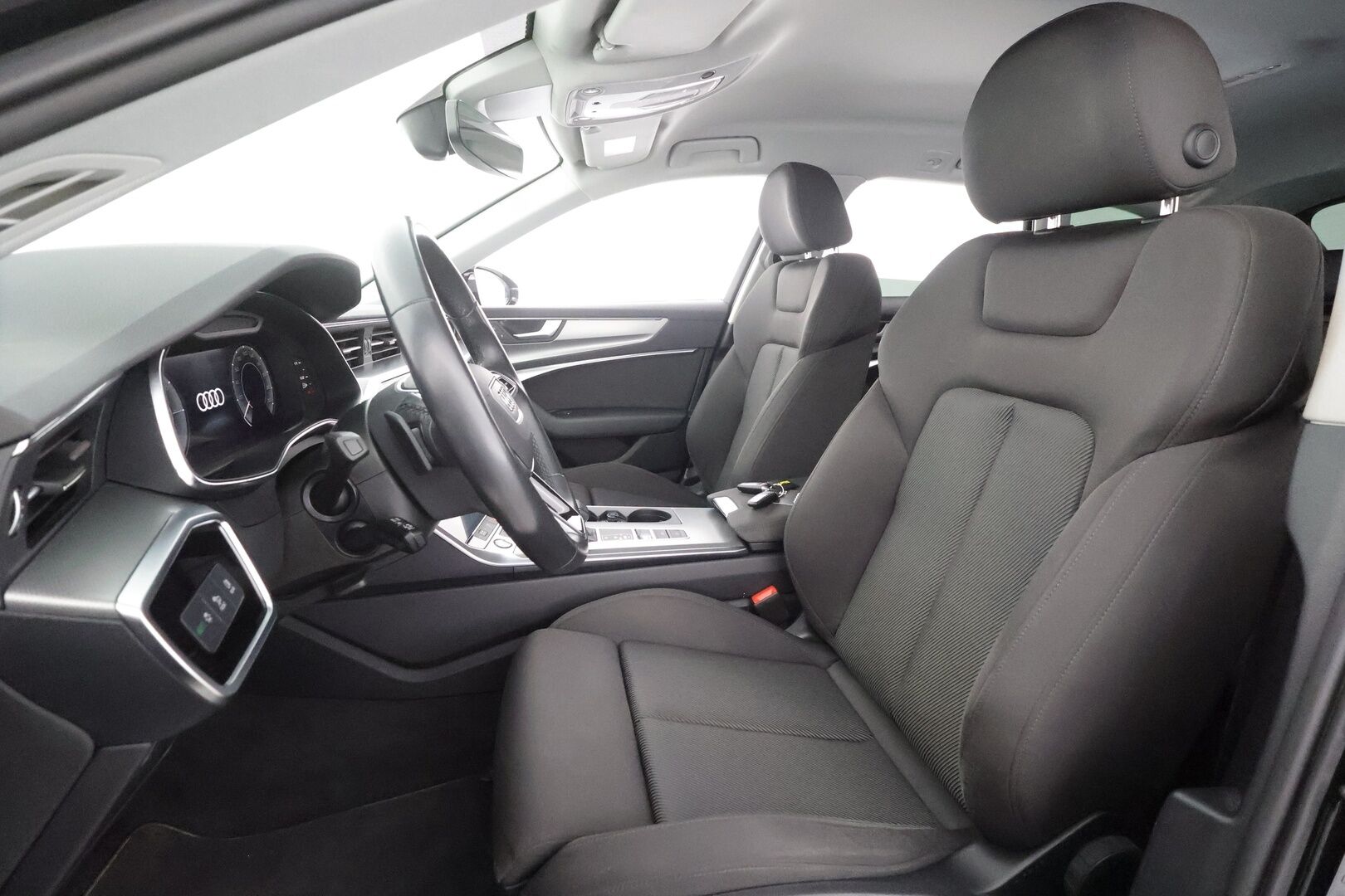 AUDI A6 2024 Avant 50 TFSI e quattro - | B&O | ACC | P.Kamera | Koukku | Matrix | Facelift | Sporttipenkit | Kaistavahti | Navi | Digimittaristo | Merkkihuollot | Kahdet renkaat |