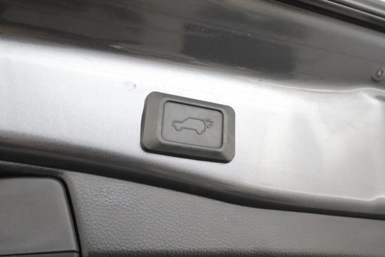 TOYOTA RAV4 PLUG-IN 2021 Hybrid 2,5 AWD-i Style - | ACC | Koukku | ILP | Puolinahat | Sähköpenkki | P.kamera | LTA | Apple & Android | Sähk. takakontti | Lämm. ratti | 2x renkaat aluin | 